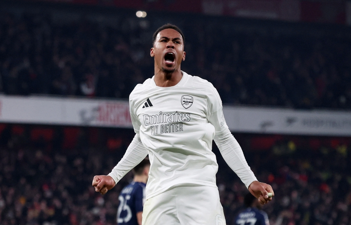 包含内马尔连续十场比赛得分超过惊险取胜，阿森纳挑战极限！的词条